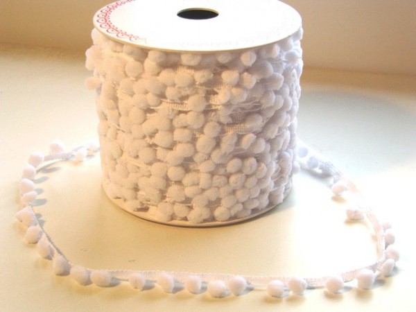 Band Pompom WEISS D12mm Meterware