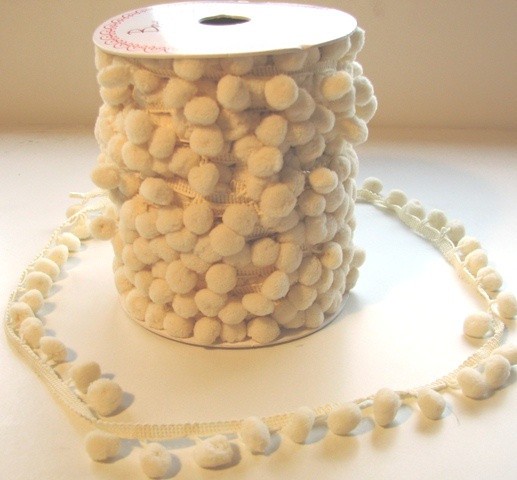 Band Pompom CREME D12mm Meterware