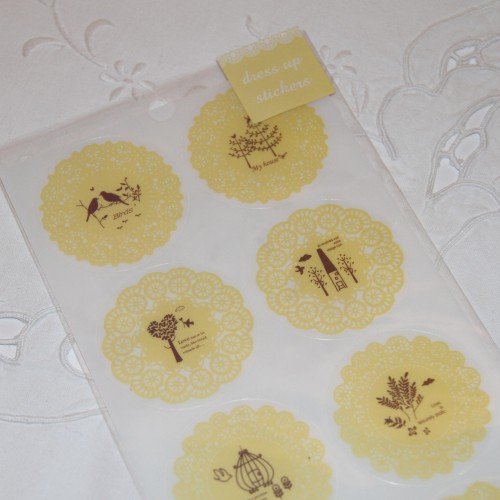 10 Sticker Doilies gelb